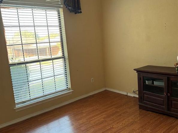 4913  Van Ness Street , Garland Texas 75043