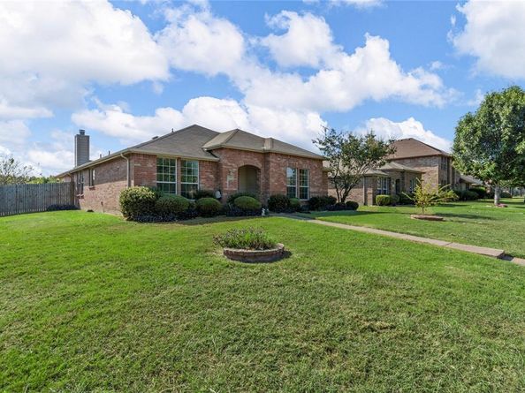 1326  Pennsylvania Avenue , Lancaster Texas 75134