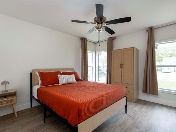 7411  Fillmore Drive , Dallas Texas 75235