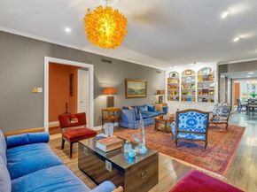 6126  Averill Way  203W, Dallas Texas 75225