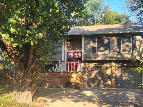 4615  Bayonne Court , Arlington Texas 76016