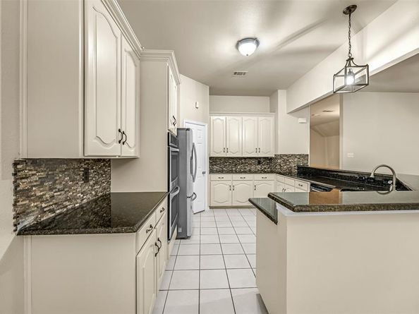 11  Enchanted Court , Mansfield Texas 76063