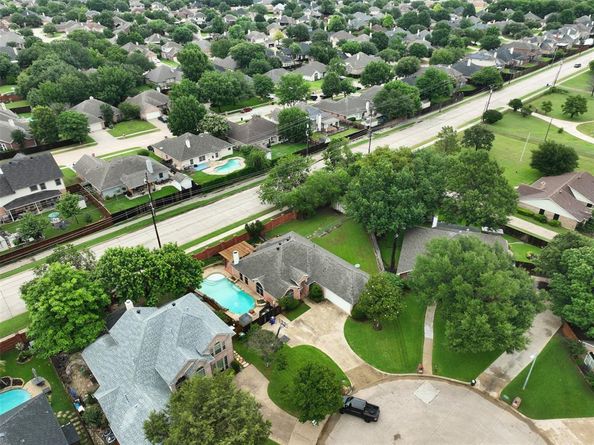 11  Enchanted Court , Mansfield Texas 76063