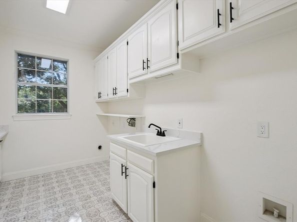 3941  Bordeaux Circle , Flower Mound Texas 75022