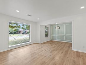 1423  Misty Glen Lane , Dallas Texas 75232