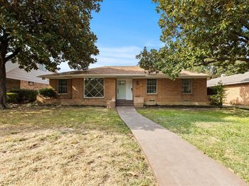 1423  Misty Glen Lane 