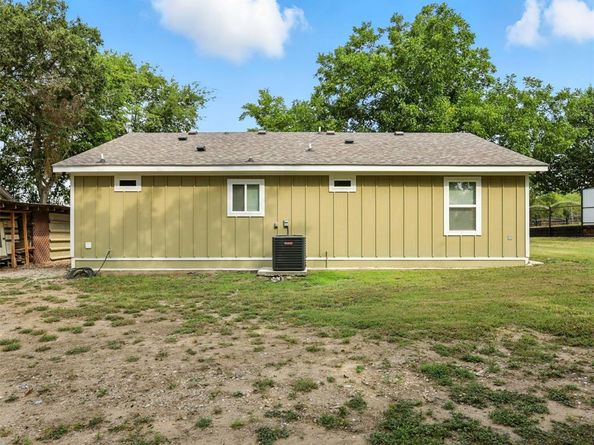 412 E Lawson Road , Dallas Texas 75253