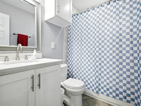 412 E Lawson Road , Dallas Texas 75253