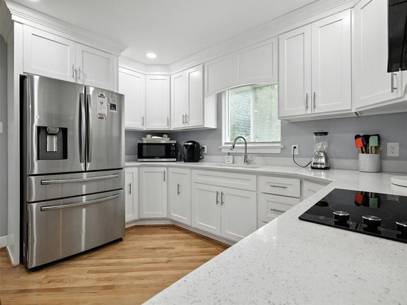 412 E Lawson Road , Dallas Texas 75253