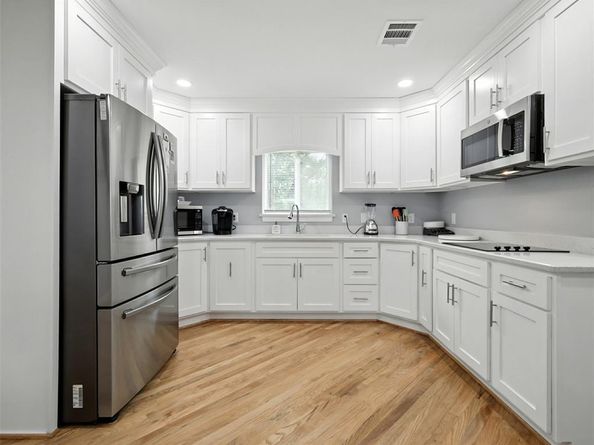 412 E Lawson Road , Dallas Texas 75253