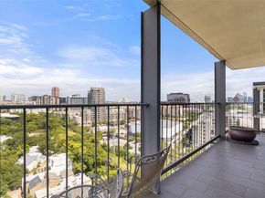 3310  Fairmount Street  P3B, Dallas Texas 75201