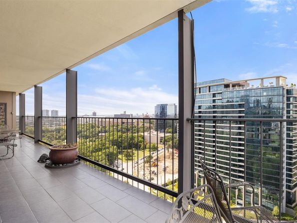 3310  Fairmount Street  P3B, Dallas Texas 75201