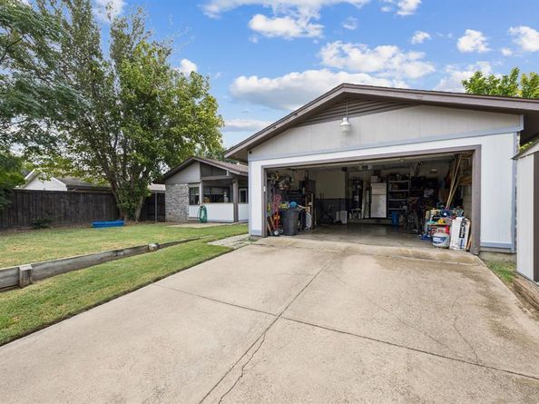 1365  Forestglen Dr  , Lewisville Texas 75067