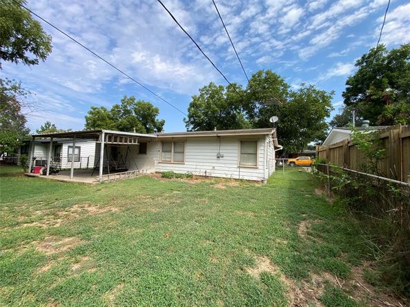 2638  Squire Place , Farmers Branch Texas 75234