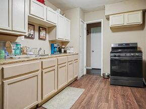 227  Halsey Street , Dallas Texas 75224