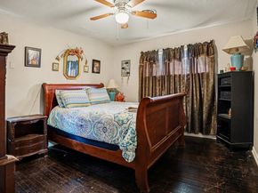 227  Halsey Street , Dallas Texas 75224