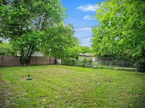 227  Halsey Street , Dallas Texas 75224