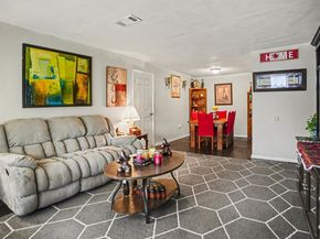 227  Halsey Street , Dallas Texas 75224