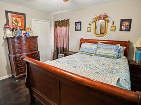 227  Halsey Street , Dallas Texas 75224