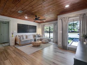 4305  Southwest Boulevard , Fort Worth Texas 76116