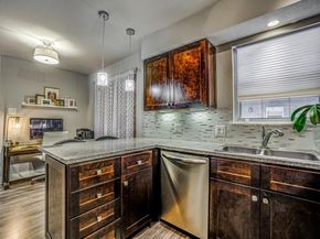4303  Buena Vista Street  203, Dallas Texas 75205