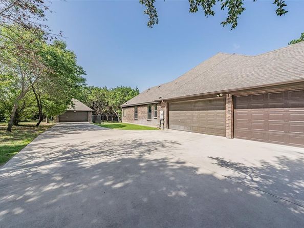 5001  Oak Mill Drive , Fort Worth Texas 76135