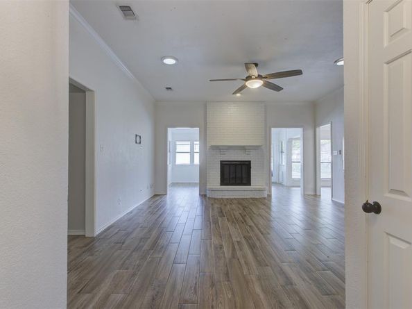6921  Weatherwood Road , Fort Worth Texas 76133