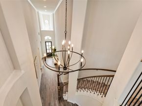 1753  Sir Dustin Lane , Carrollton Texas 75010