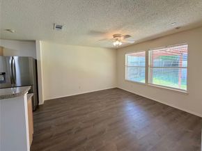 5518  Heathercrest Drive , Arlington Texas 76018
