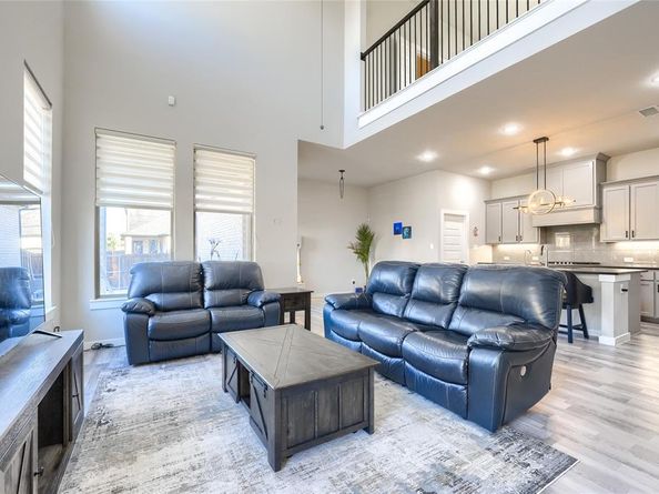 3300  Hawkins Avenue , Celina Texas 75009