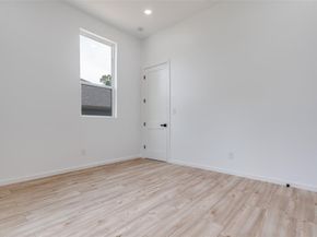 3608  Metropolitan Avenue , Dallas Texas 75210