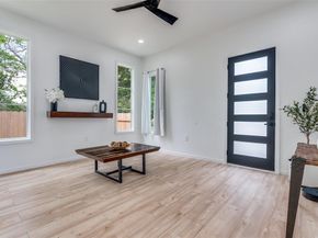 3608  Metropolitan Avenue , Dallas Texas 75210
