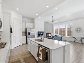 4831  Forest Crest Parkway , Arlington Texas 76005