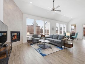 4831  Forest Crest Parkway , Arlington Texas 76005