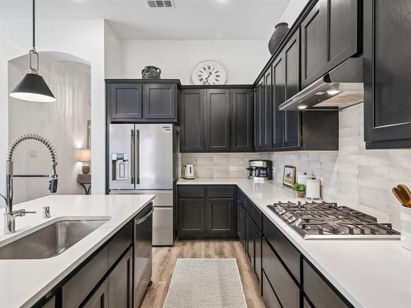 1913  Jumper Fields Drive , Aubrey Texas 76227