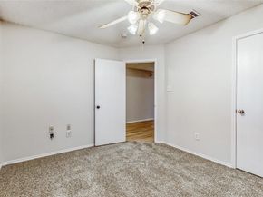 7845  Whitney Lane , Fort Worth Texas 76112
