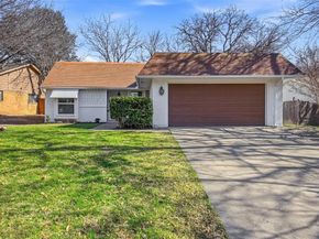 2879  Elsinor Drive , Fort Worth Texas 76116