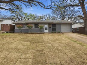 2429  Avis Street , Mesquite Texas 75149