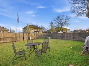 2208  Bantry Lane , Arlington Texas 76002