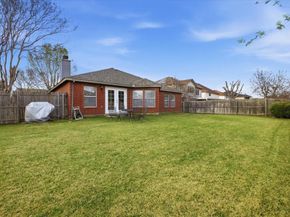 2208  Bantry Lane , Arlington Texas 76002