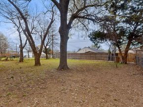 632  Freeman Drive , Garland Texas 75040