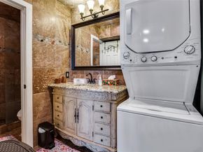 4347  Dickason Avenue  116, Dallas Texas 75219