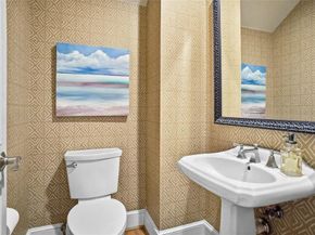 2601  Colby Street , Dallas Texas 75204