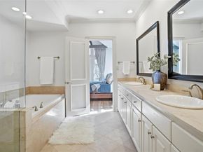 2601  Colby Street , Dallas Texas 75204