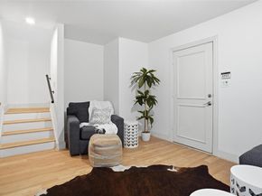 2601  Colby Street , Dallas Texas 75204