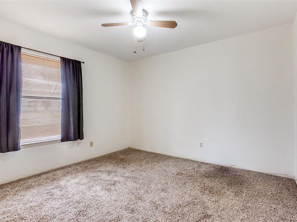 914 W Avenue F  , Garland Texas 75040