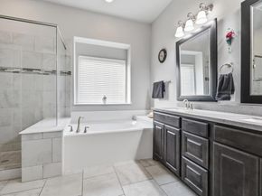 5505  Thistle Hill , Denton Texas 76210