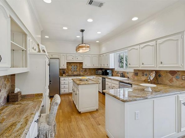 4323  Quail Hollow Road , Dallas Texas 75287