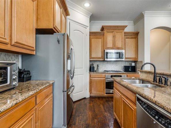 4045  Winsor Drive , Farmers Branch Texas 75244