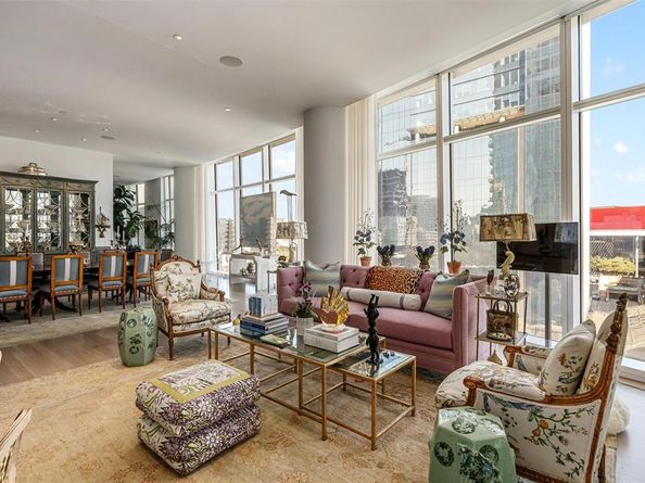 1918  Olive Street  502, Dallas Texas 75201